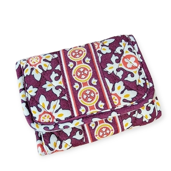 Vera Bradley Tri Fold Cloth Wallet Medallion Pattern Print - Picture 1 of 16